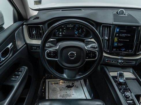 Used 2021 Volvo XC60 T8 Inscription w/ Advanced Package image 14
