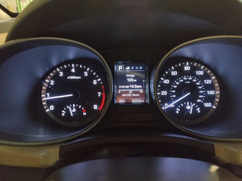 Used 2017 Hyundai Santa Fe Sport image 23