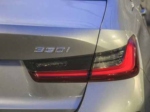 Used 2025 BMW 330i xDrive Sedan image 7