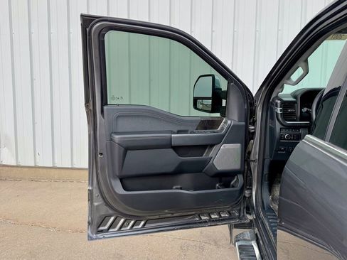 Used 2023 Ford F350 Lariat w/ Chrome Package image 13