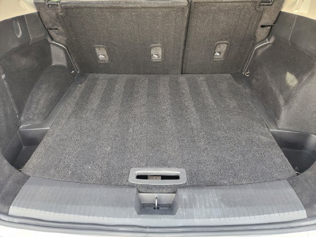 Used 2024 Nissan Rogue SV FWD image 26