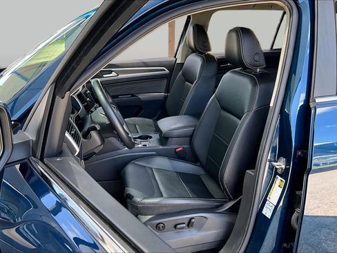 Used 2021 Volkswagen Atlas SE w/ Panoramic Sunroof Package FWD image 8