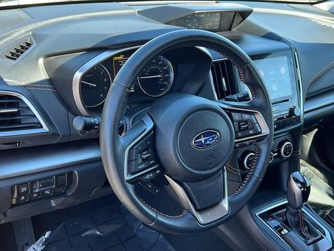 Certified 2022 Subaru Crosstrek 2.5i Limited w/ Moonroof Package 2 AWD/4WD image 11