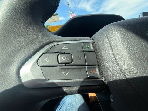 Used 2025 Jeep Compass Limited AWD/4WD image 15