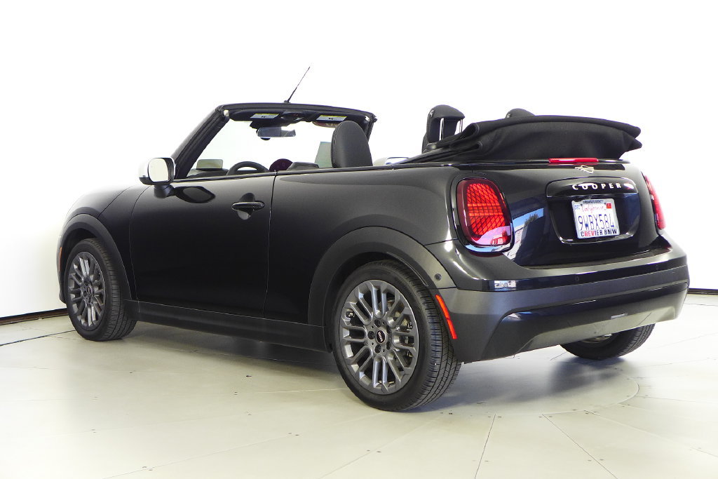 Used 2026 MINI Cooper S FWD image 9