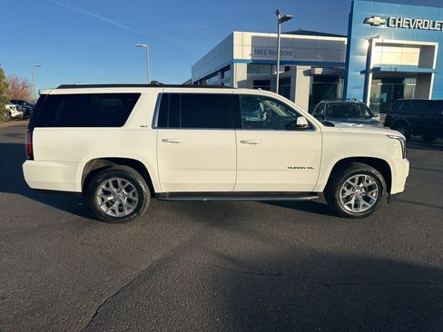 Used 2018 GMC Yukon XL SLT image 43