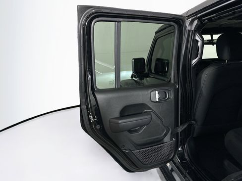 Used 2023 Jeep Wrangler Unlimited w/ Convenience Group image 24