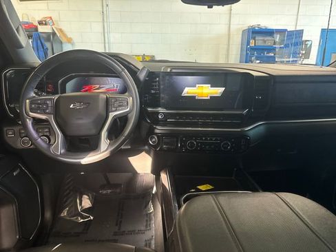 Used 2024 Chevrolet Silverado 2500 LTZ w/ LTZ Plus Package image 14