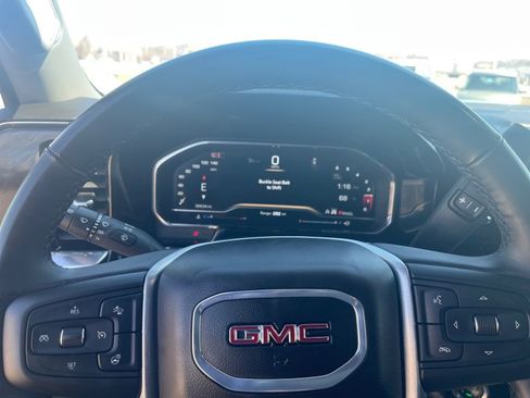 Used 2025 Chevrolet Silverado 1500 LT image 10