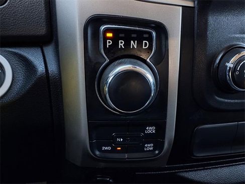 Used 2016 RAM 1500 Classic SLT image 14