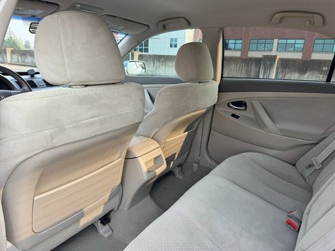 Used 2008 Toyota Camry LE FWD image 13