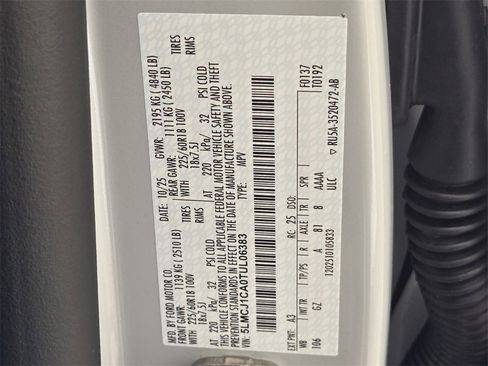 New 2026 Lincoln Corsair Premiere image 13