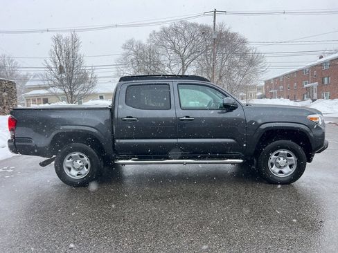 Used 2023 Toyota Tacoma SR image 6