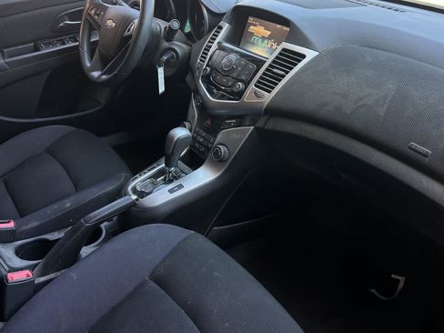 Used 2015 Chevrolet Cruze LT FWD image 17