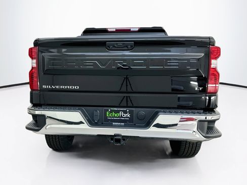 Used 2024 Chevrolet Silverado 1500 LT AWD/4WD image 7