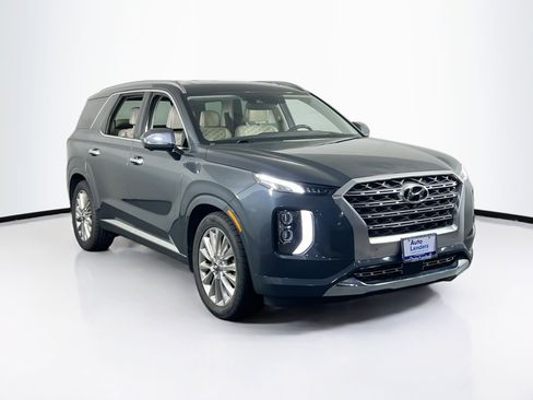 Used 2020 Hyundai Palisade Limited w/ Winter Weather Package image 3