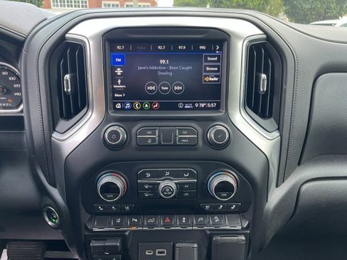 Used 2020 Chevrolet Silverado 2500 LTZ w/ LTZ Plus Package image 2