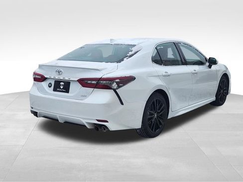 Used 2023 Toyota Camry XSE image 9