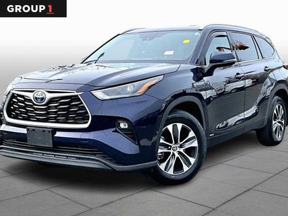 Used 2022 Toyota Highlander XLE