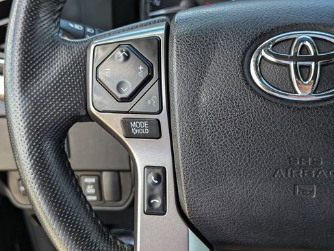 Used 2022 Toyota Tacoma Limited image 37