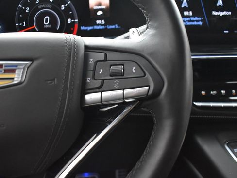 Used 2024 Cadillac Escalade V w/ LPO, ONYX Package image 19