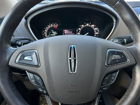 Used 2016 Lincoln MKX Reserve w/ Technology Package image 23