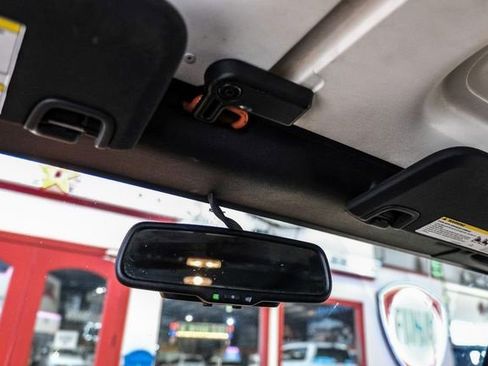 Used 2013 Jeep Wrangler Unlimited Sport image 25