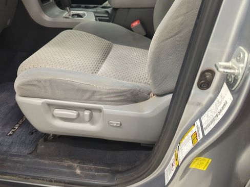 Used 2012 Toyota Tundra 4x4 Double Cab image 10