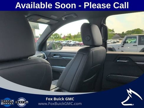 Used 2024 GMC Acadia Elevation w/ LPO, Floor Liner Package FWD image 10