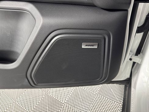 Certified 2025 Porsche Macan image 23