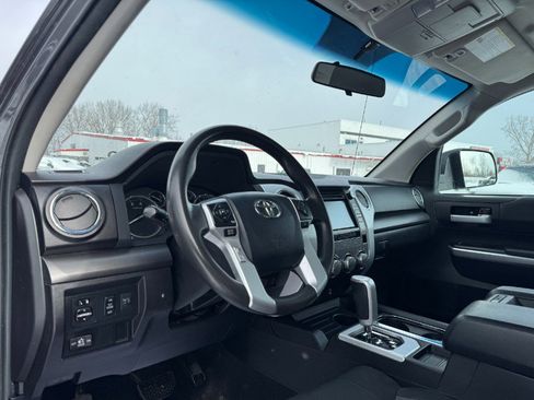 Used 2016 Toyota Tundra SR5 image 14