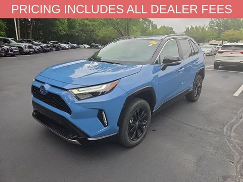 Used 2023 Toyota RAV4 XSE AWD/4WD image 14
