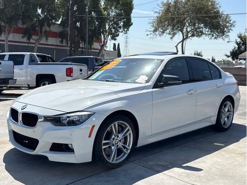 Used 2015 BMW 328i xDrive Sedan AWD/4WD image 3