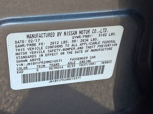 Used 2017 INFINITI Q70 L 3.7 image 27