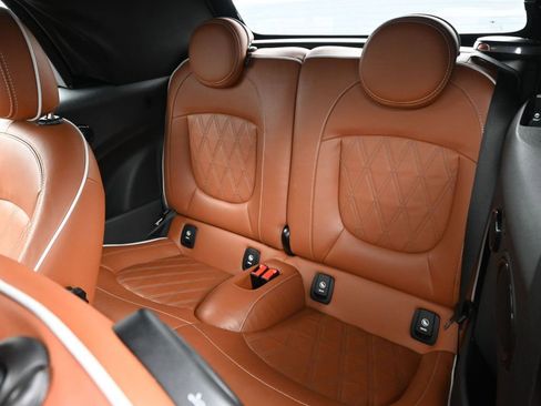 Used 2020 MINI Cooper S image 10