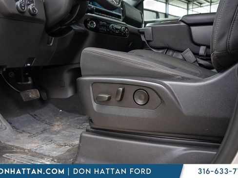 Used 2022 Chevrolet Silverado 1500 LT image 15