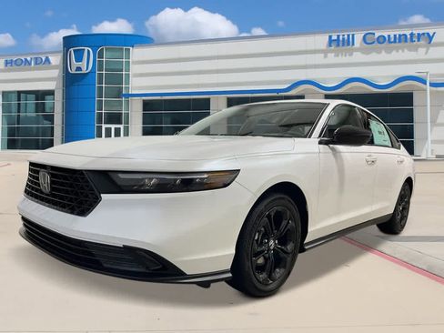 New 2025 Honda Accord SE image 1