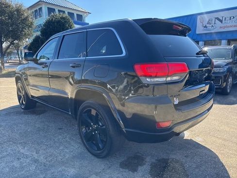 Used 2015 Jeep Grand Cherokee Altitude image 7