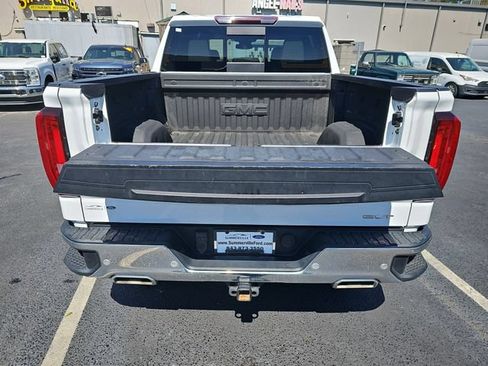 Used 2023 GMC Sierra 1500 SLT w/ SLT Premium Plus Package AWD/4WD image 15