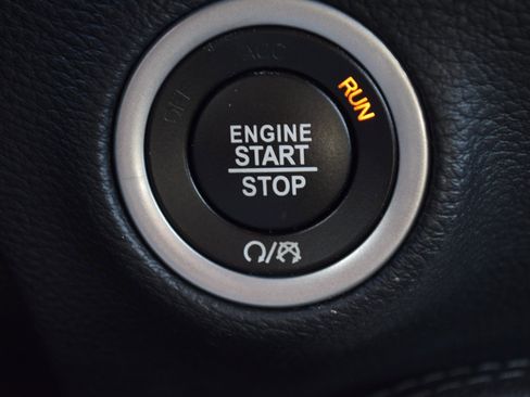 Used 2022 Dodge Challenger SXT w/ Blacktop Package image 17