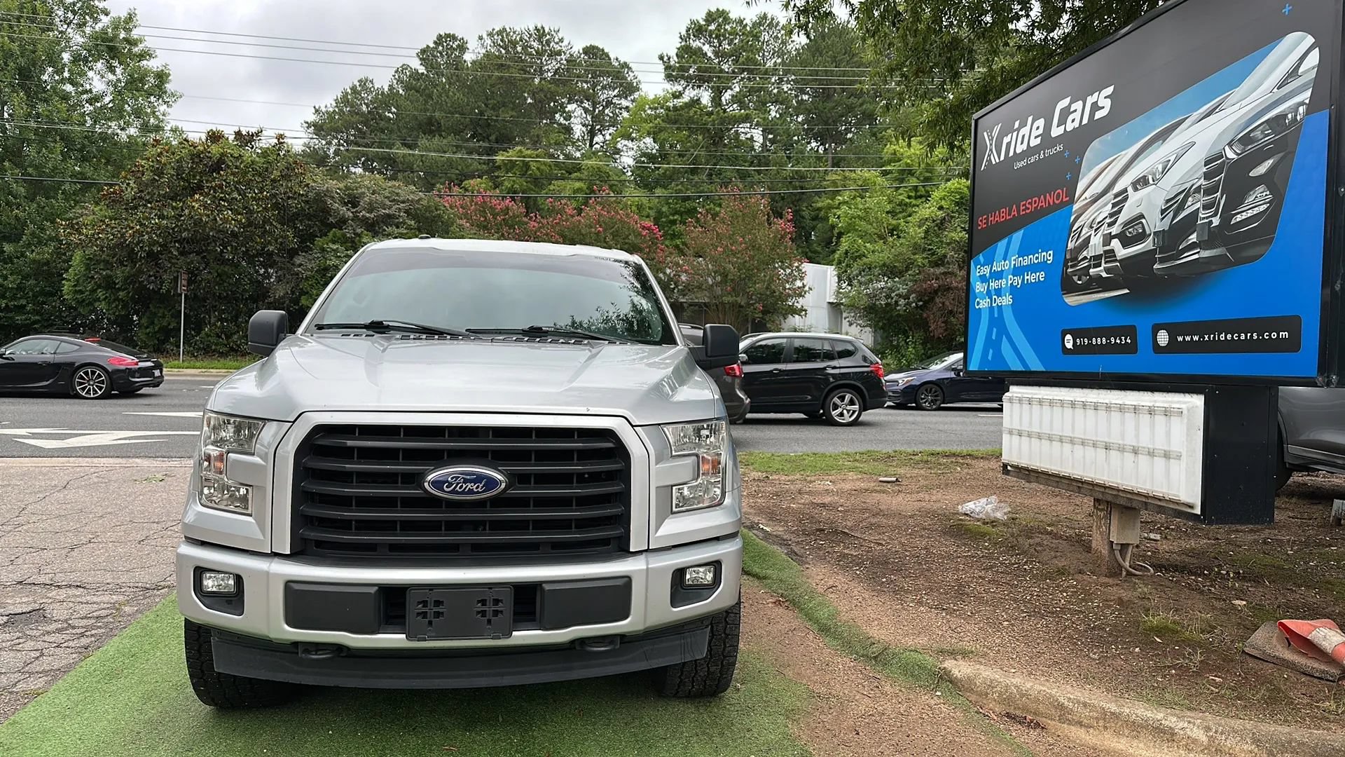 Used 2017 Ford F150 XL w/ Equipment Group 101A Mid AWD/4WD image 2
