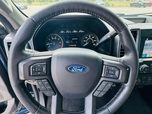 Used 2019 Ford F150 XLT w/ Equipment Group 302A Luxury AWD/4WD image 15