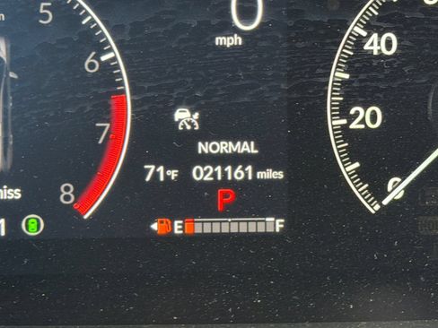 Used 2025 Honda CR-V EX image 29