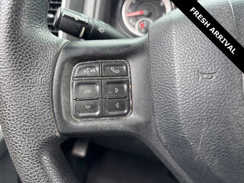 Used 2017 RAM 1500 Classic SLT AWD/4WD image 11