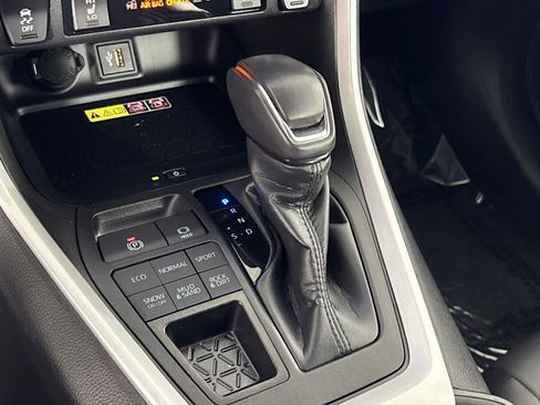 Certified 2023 Toyota RAV4 XLE Premium image 23