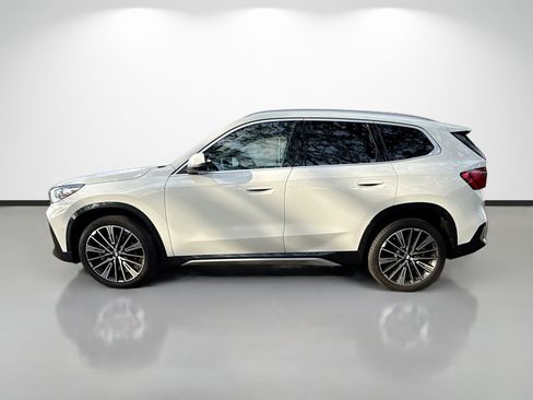 Used 2025 BMW X1 xDrive28i w/ Technology Package image 6
