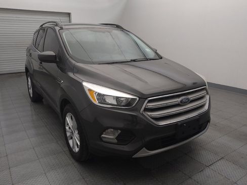 Used 2018 Ford Escape SE image 14