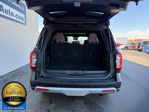 Used 2024 Ford Expedition Limited image 22