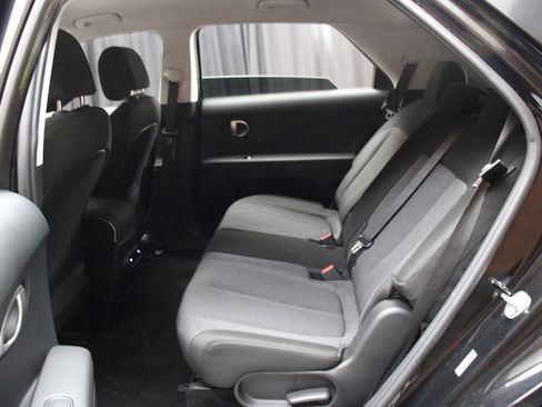 Used 2024 Hyundai Ioniq 5 SEL image 28