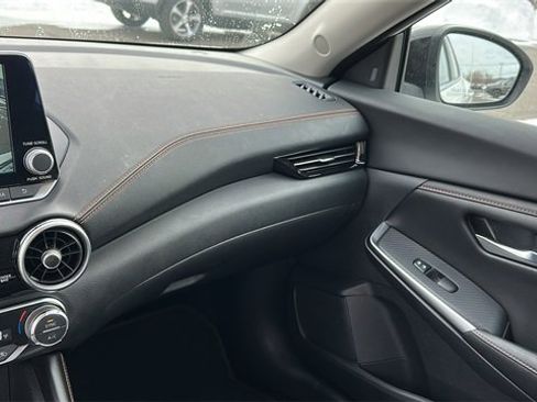 Used 2022 Nissan Sentra SR image 18